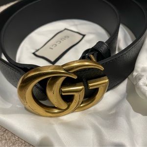 Gucci Wide leather belt with Double G buckle